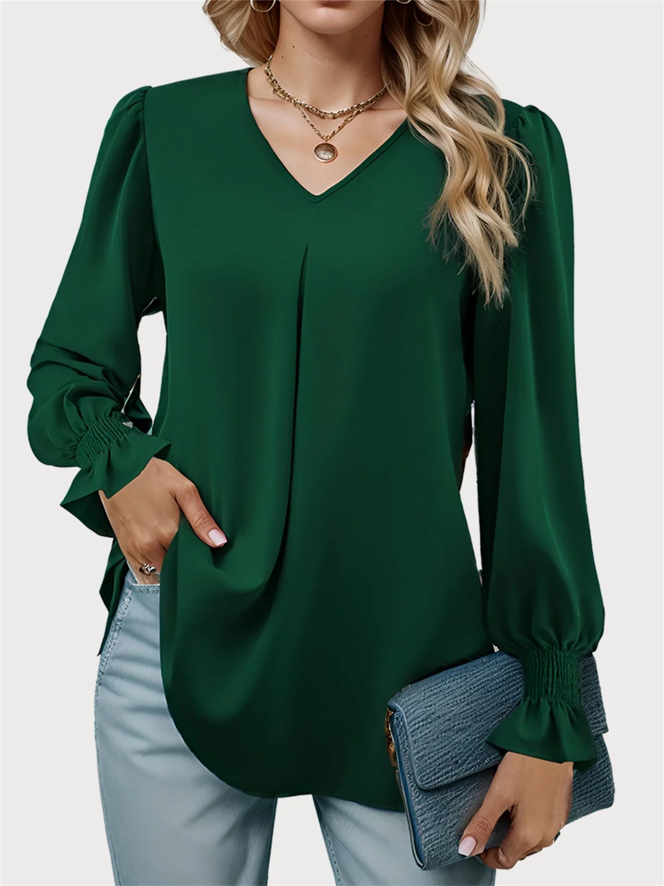 Women’s Loose-Fit Pleated Shirt: Perfect for Work or Weekends