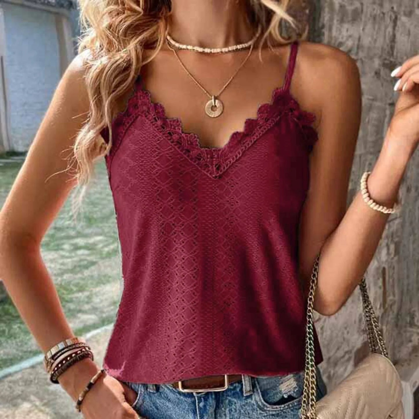 Summer Camis Tank Top for Women: Stylish & Slim Fit in Red Lace