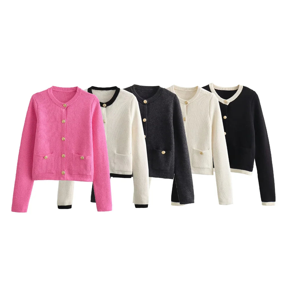 2025 Women's Knitted Coat: Bold Contrasting Colors for Spring and Autumn