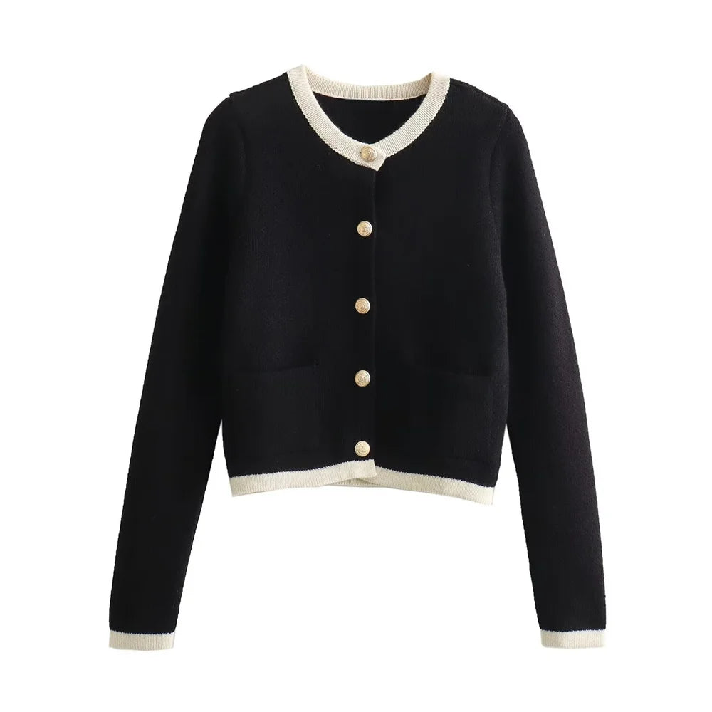 2025 Women's Knitted Coat: Bold Contrasting Colors for Spring and Autumn