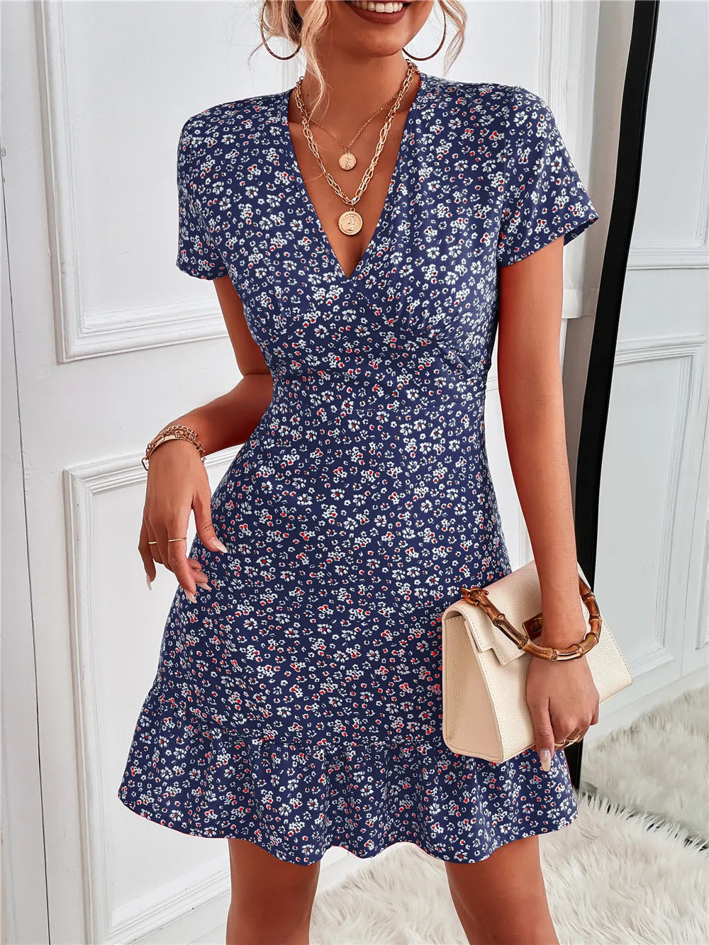 Leisurely and Stylish: 2025 Women's Summer Holiday Dresses