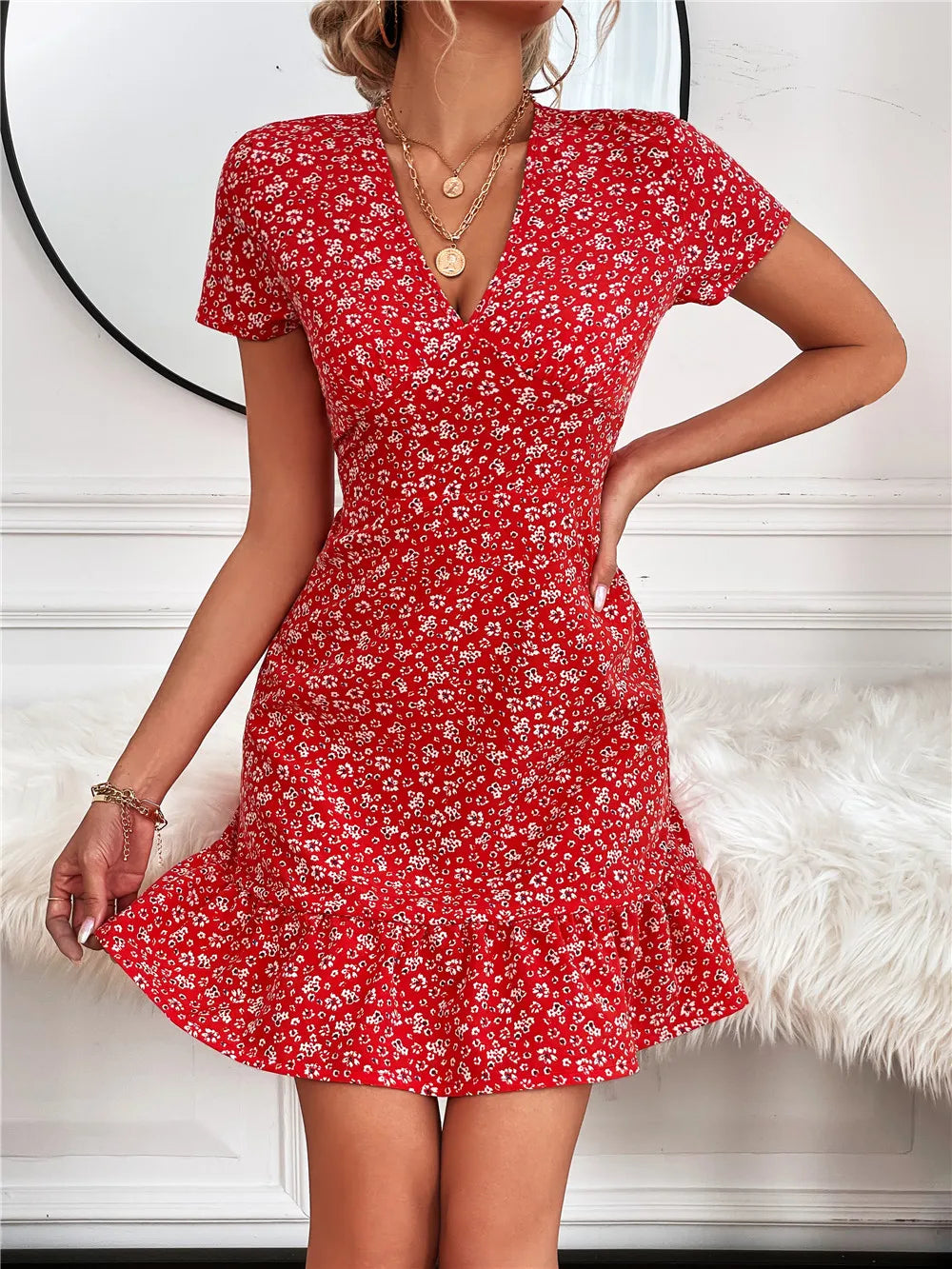 Leisurely and Stylish: 2025 Women's Summer Holiday Dresses